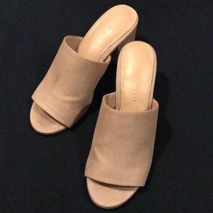 Women’s 6.5 Kelly & Katie Medium Brown Borea heels